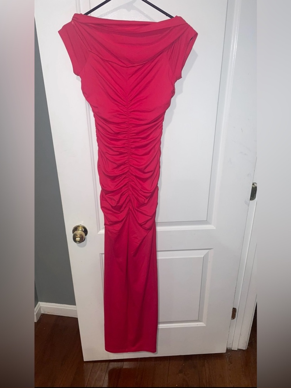 New! Susana Monaco V Wire Gathered Off Shoulder Ruched Maxi Dress 💗 Small NWT! - Picture 12 of 12